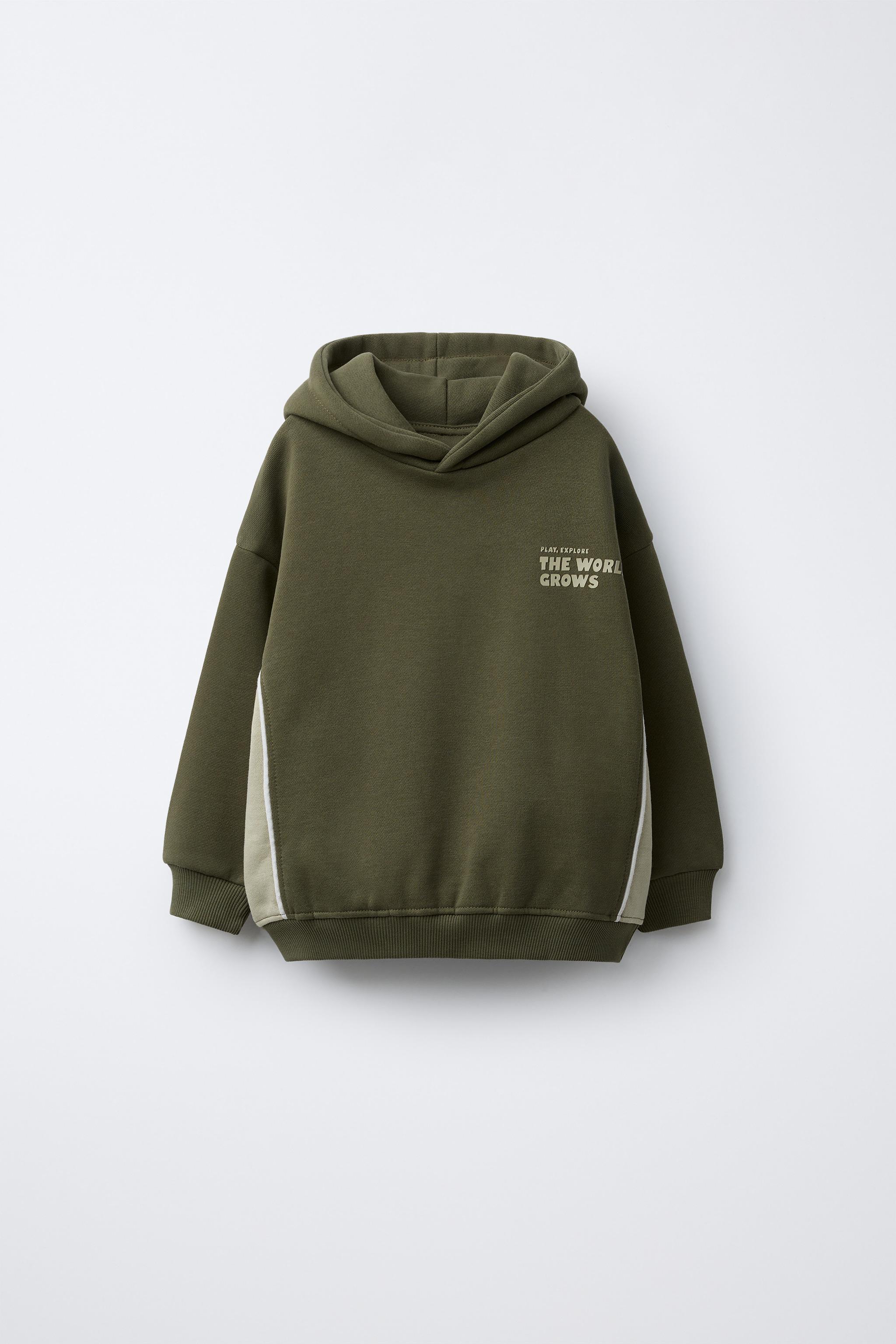 COLOR BLOCK TEXT HOODIE